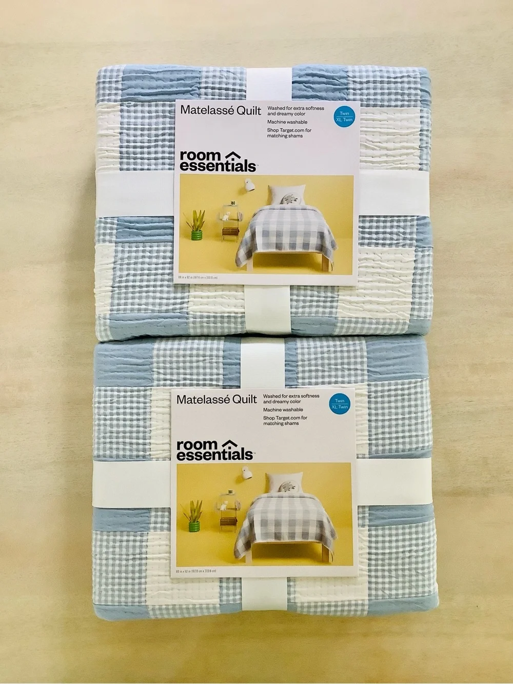 Room Essentials Matelasse Quilt Light Blue Plaid